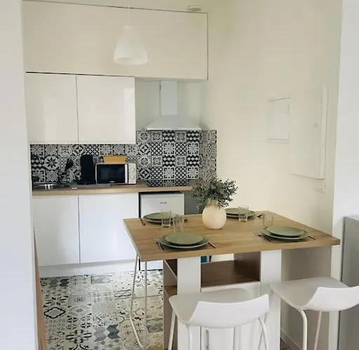 Le Borel I كاسْتْرْ